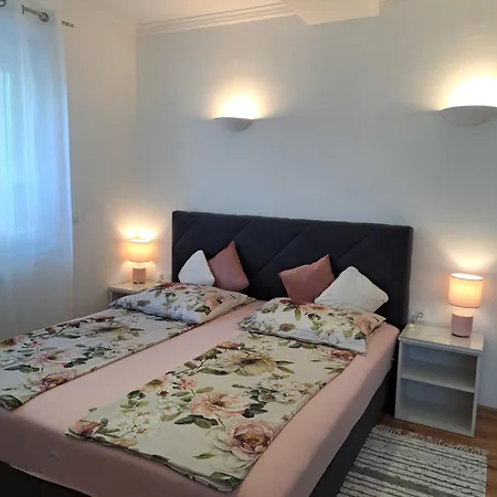 Lena * Ljubljana
