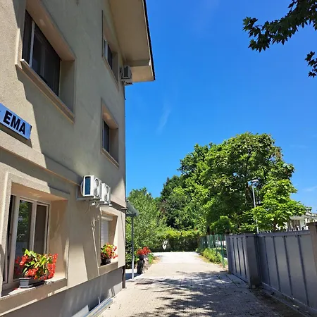 Apartment Lena